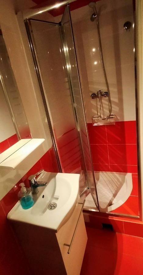 Single Rooms Madryt Zewnętrze zdjęcie